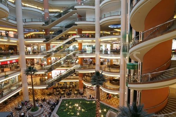 مركز تسوق