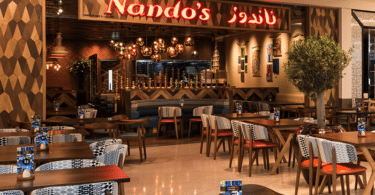 مطعم Nando's